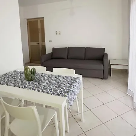 A Due Passi Dal Mare Holiday home *